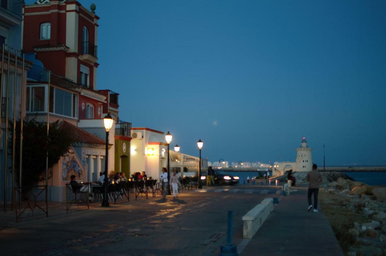 La Perla De Puerto Sherry Эль-Пуэрто-де-Санта-Мария Экстерьер фото